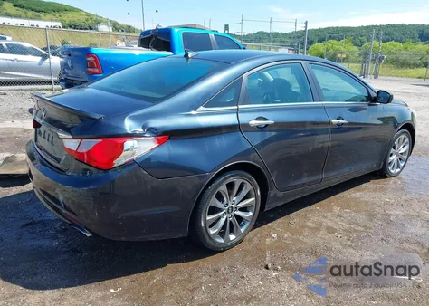 2013 Hyundai Sonata Se z USA, uszkodzony, nr VIN 5NPEC4AC7DH730896